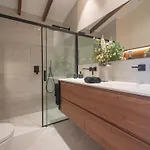 Md Barraques De Lluna فالنسيا