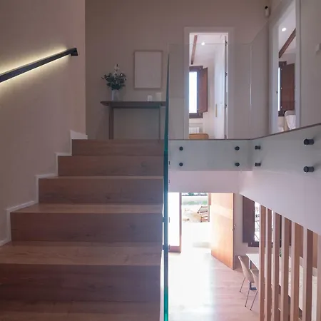 Md Barraques De Lluna فالنسيا