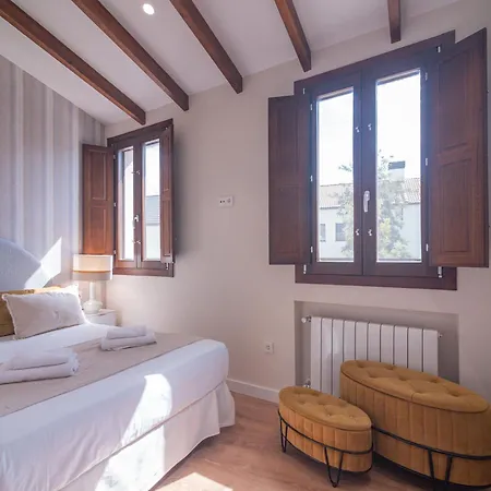 Md Barraques De Lluna *