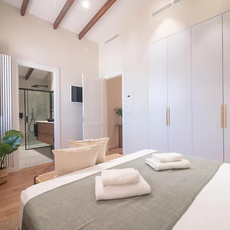 Md Barraques De Lluna فيلة *